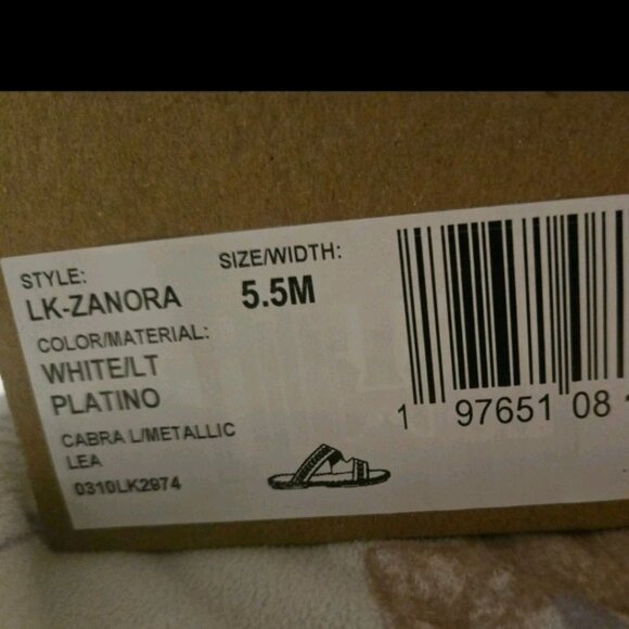 Lucky Brand Women's Zanora Flat Sandal Size 5.5 New In Box - Picture 3 of 3